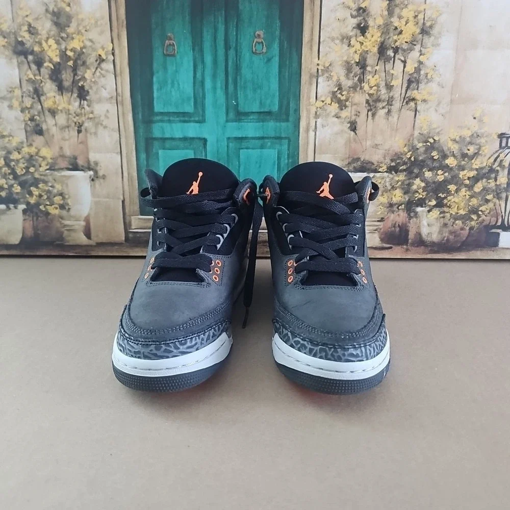 Nike Air Jordan Retro 3 Shoes Fear Pack Grey Orange OG DM0967-080 Mens Size 6.5Y